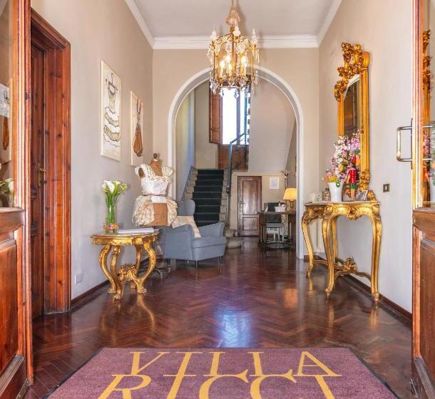 سوییت لوکس, Villa Ricci Suites