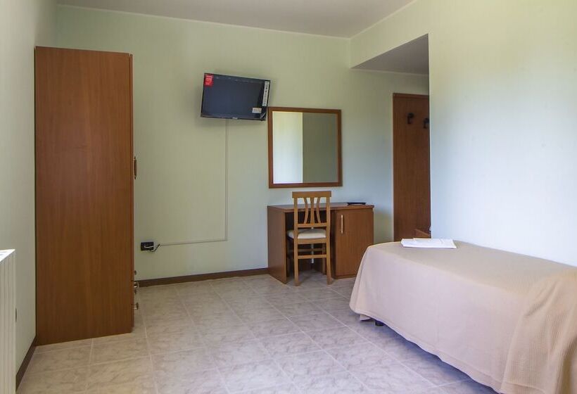 三人经典房间, Poggio Active