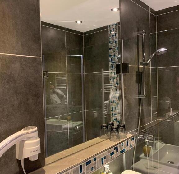 Номер Basic, Dias