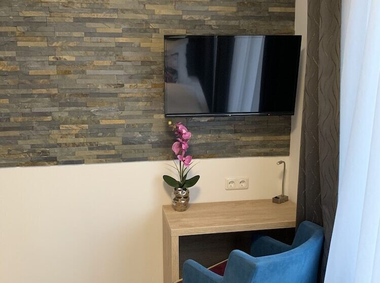 Номер Стандарт Индивидуальный, Dias