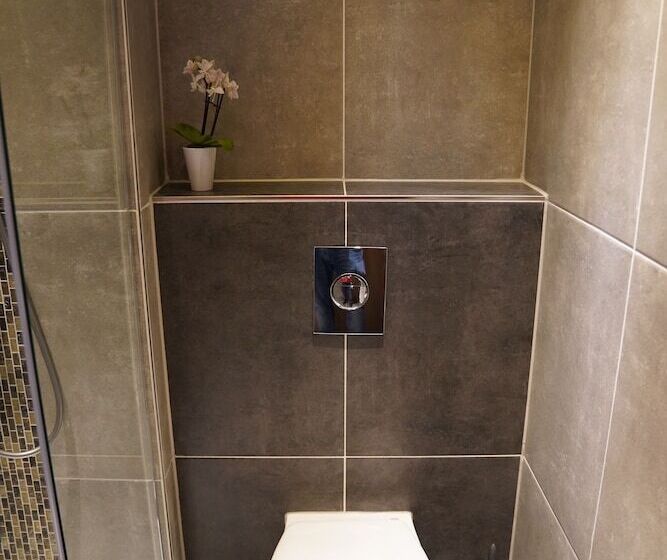 Номер Стандарт, Dias