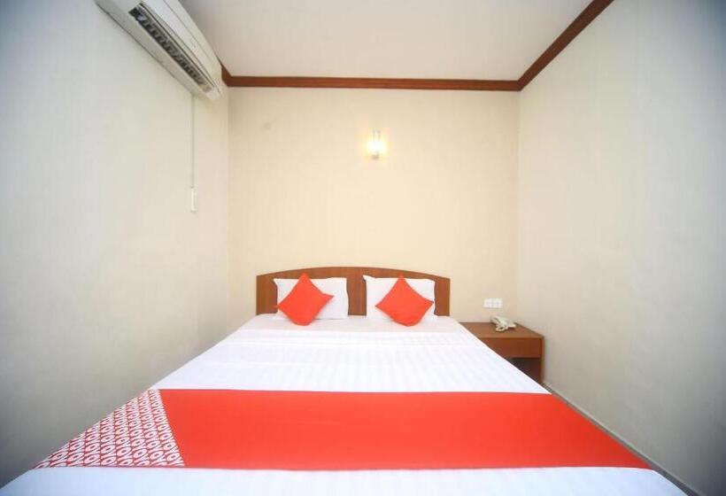 غرفة ديلوكس سرير كينج, London By Oyo Rooms