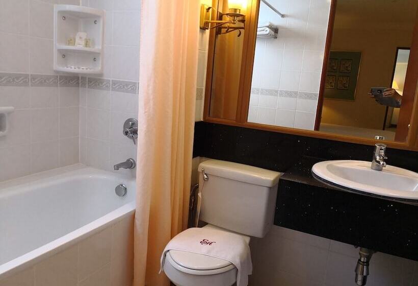 Quarto Deluxe, The Executive Hotel Lahad Datu