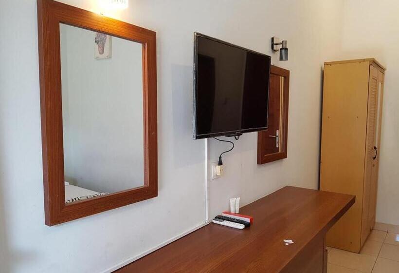 اتاق استاندارد, Kost & Homestay 911