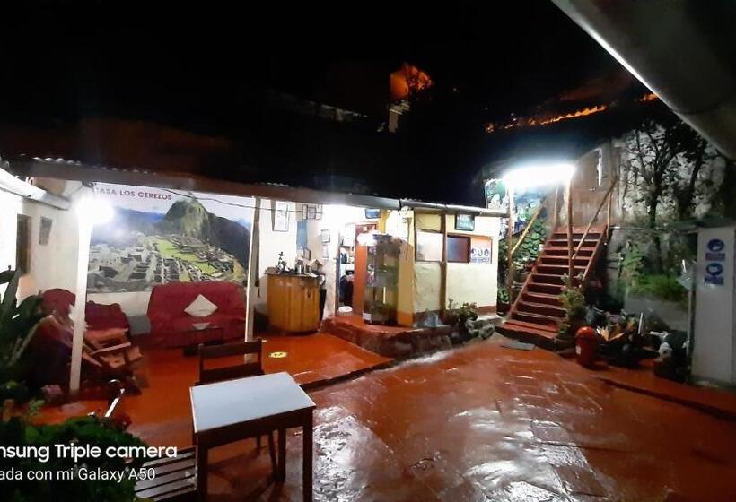 اتاق خانوادگی, Hostal Sambleño Cusco Piero Suite