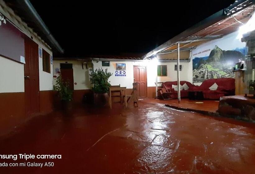 اتاق استاندارد یک نفره, Hostal Sambleño Cusco Piero Suite