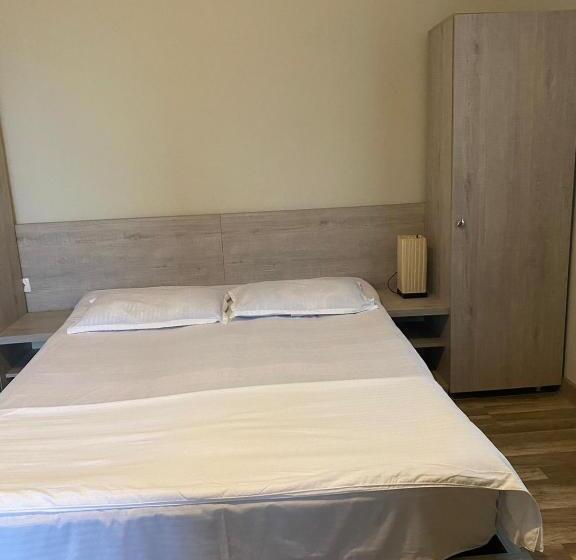 اتاق راحتی, Amigo Ii