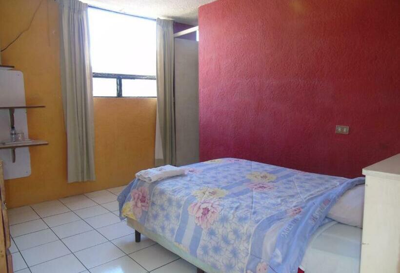 اتاق استاندارد یک نفره, El Centro