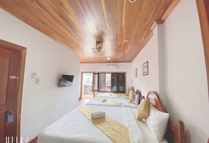 اتاق لوکس خانوادگی, Elephant Boutique