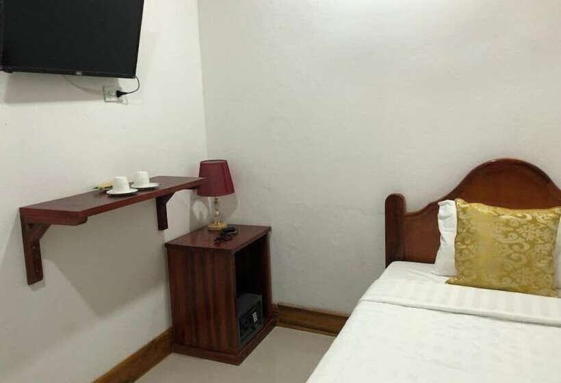 اتاق استاندارد یک نفره, Elephant Boutique