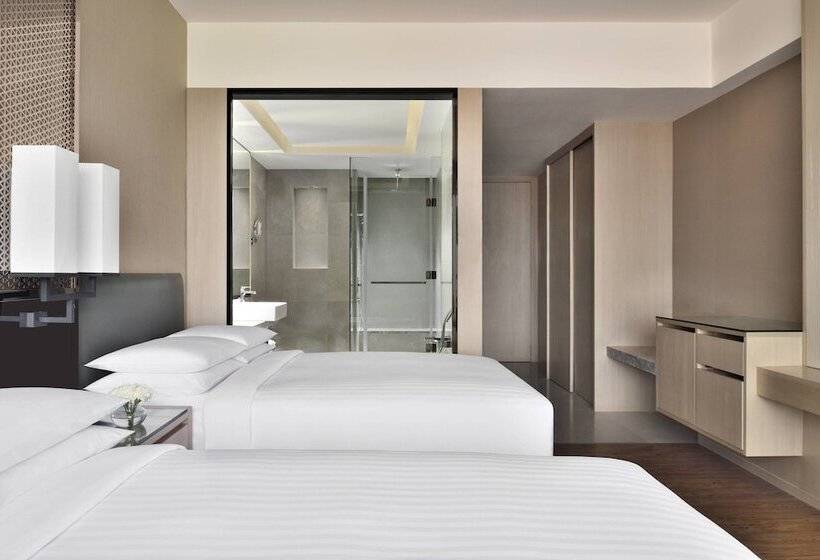 Club Room, Kathmandu Marriott