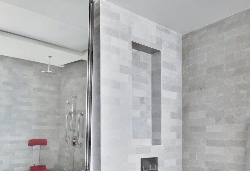 اتاق کلاب, Kathmandu Marriott