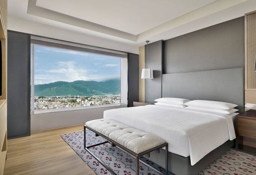 سوییت اجرایی, Kathmandu Marriott