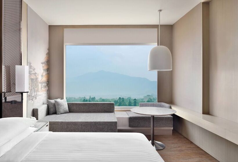 Club Room, Kathmandu Marriott