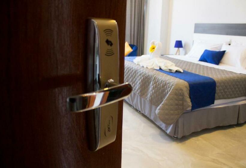 Люкс Вид на Город, Palm Hotel Tarapoto