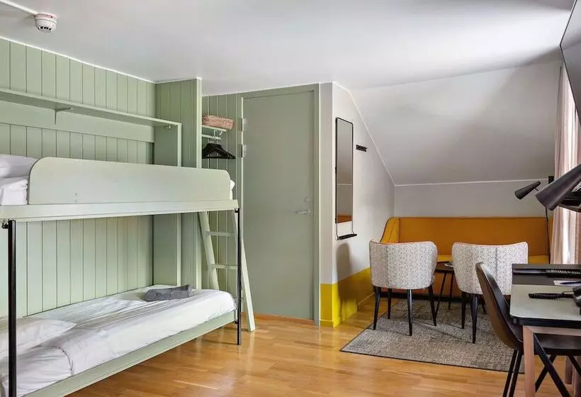 اتاق خانوادگی, Best Western Hotell Hudik
