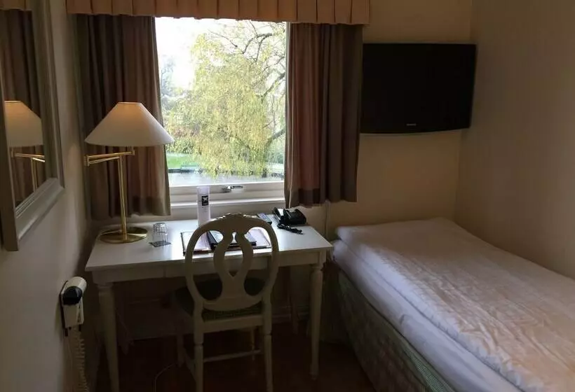 エコノミーシングルルーム, First Hotel Olofström