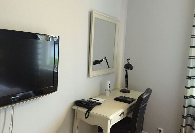 חדר אקונומי יחיד, First Hotel Olofström