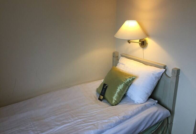 חדר אקונומי יחיד, First Hotel Olofström