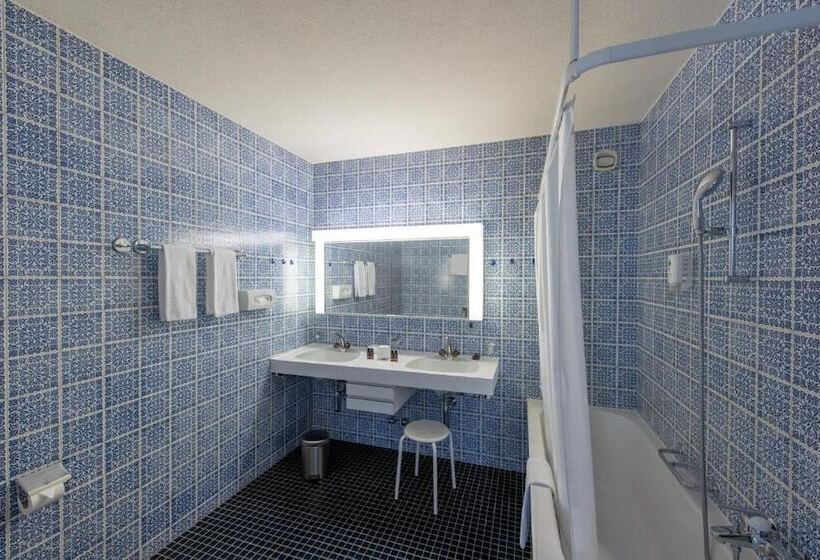 غرفة سوبيريور مطلّة علي النهر, Merian Basel Self Check In