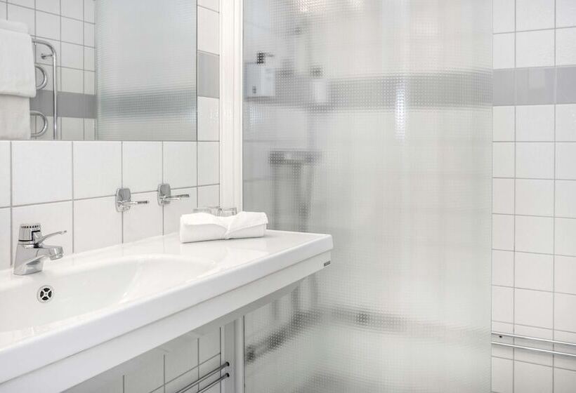 Семейный Номер, Scandic Elmia