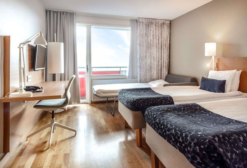 Семейный Номер, Scandic Elmia