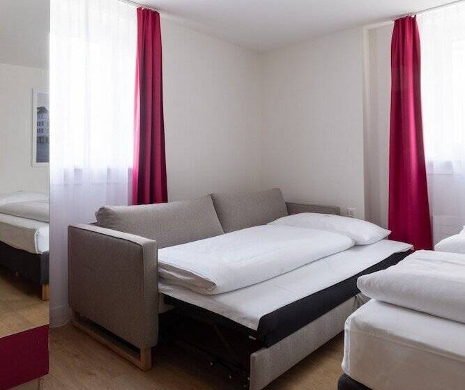 Habitació Triple Estàndard, Fred Zürich Hauptbahnhof