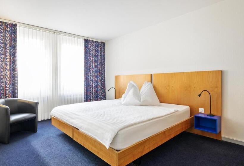 غرفة قياسية, Merian Basel Self Check In