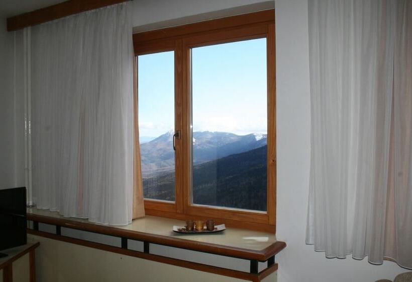 اتاق عادی, Bat Hotel Bistrica