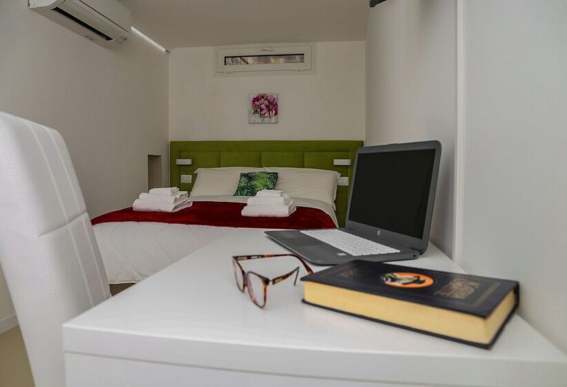 エコノミールーム, La Civita B&b