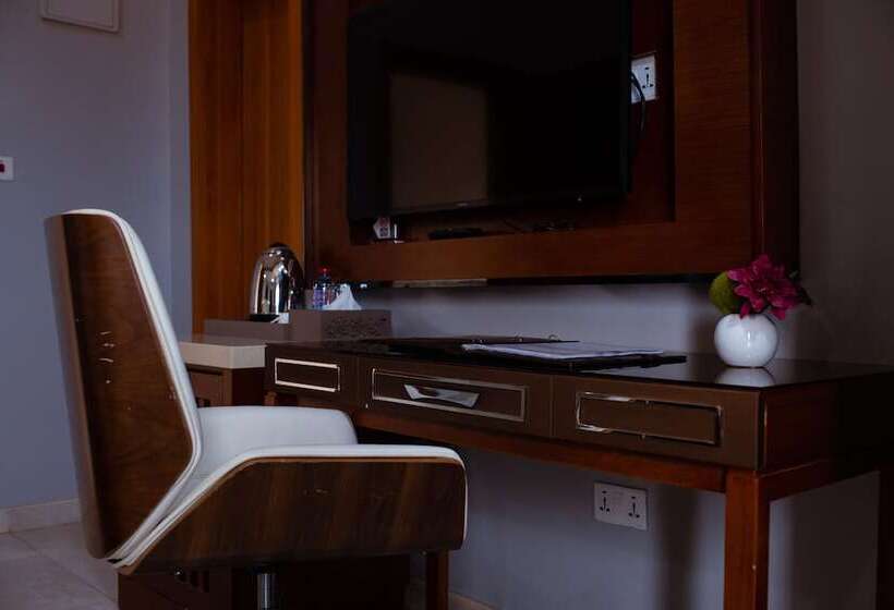 آپارتمان کلاسیک 1 خوابه, Crismon