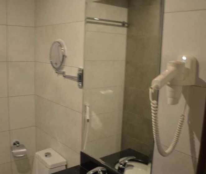 اتاق لوکس چهار تخته, Rawabi Emirates