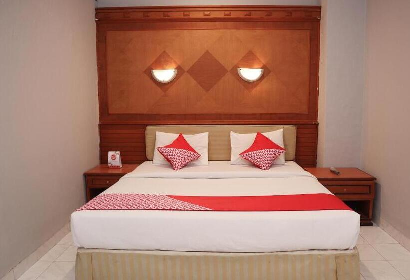 Номер Стандарт, Mona Plaza Hotel By Oyo Rooms