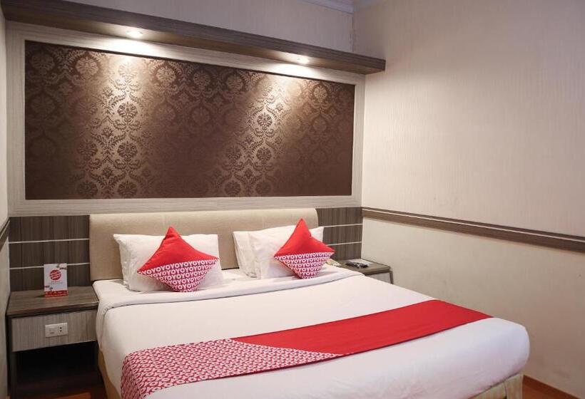 Люкс Superior, Mona Plaza Hotel By Oyo Rooms