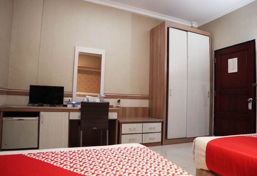 Номер Superior, Mona Plaza Hotel By Oyo Rooms