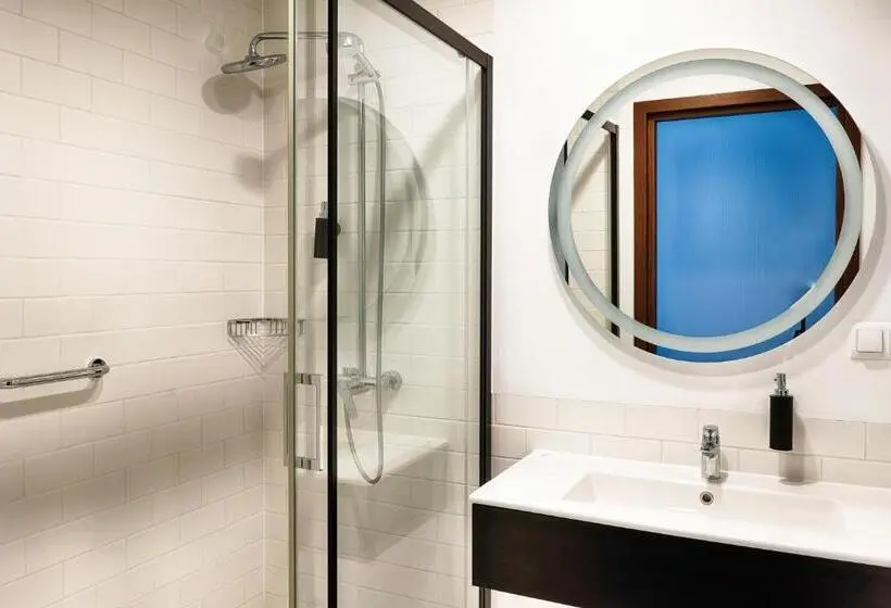 Huoneisto 1 Makuuhuone, Focus Hotel Premium Lublin