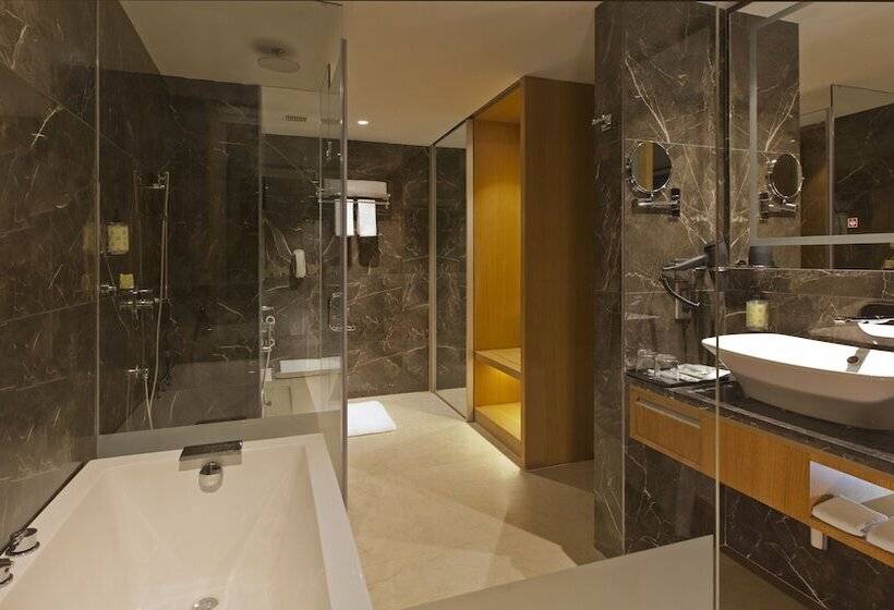 اتاق اجرایی, Golden Premier Amritsar