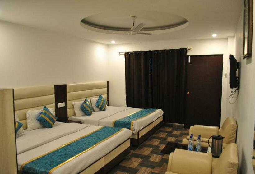 Quarto Familiar, Maha Luxmi Palace