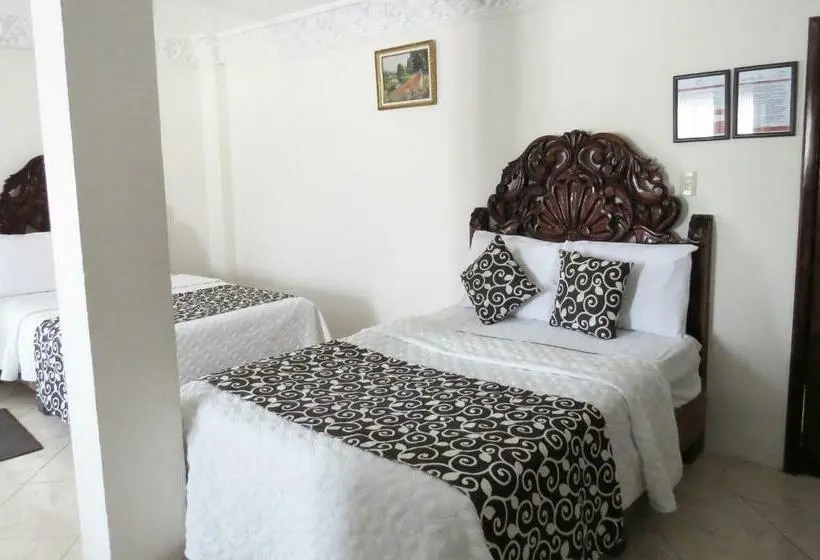 اتاق راحتی سه تخته, Royal Puebla