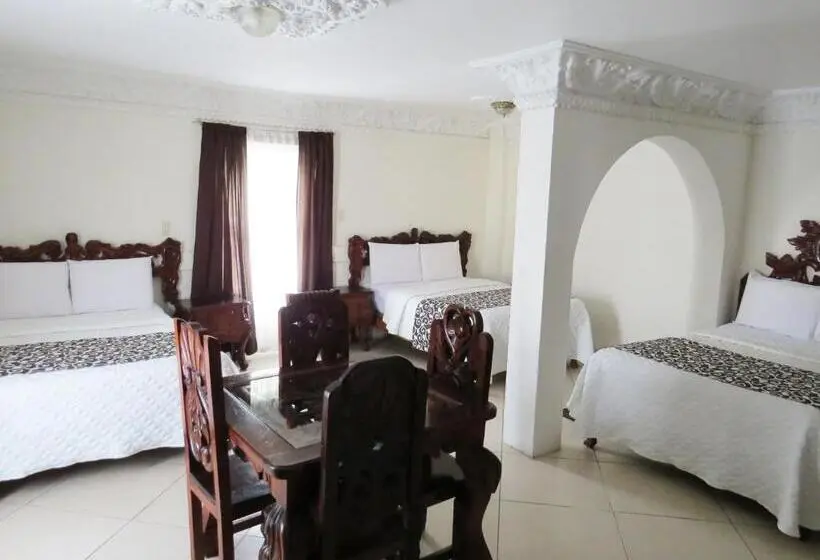 اتاق راحتی سه تخته, Royal Puebla