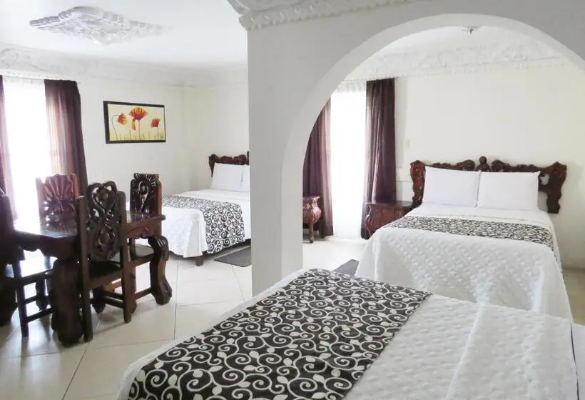 اتاق راحتی سه تخته, Royal Puebla