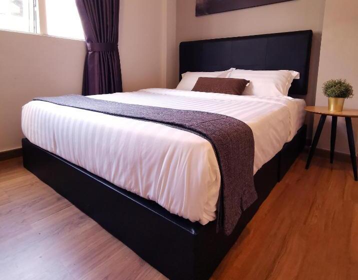 Quarto deluxe, The Core