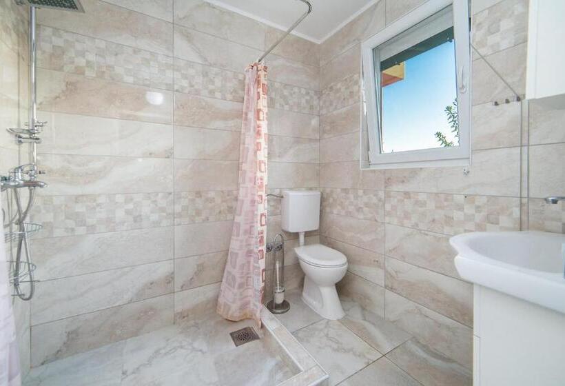 ２ベッドルームアパートメント, Apartments Maša