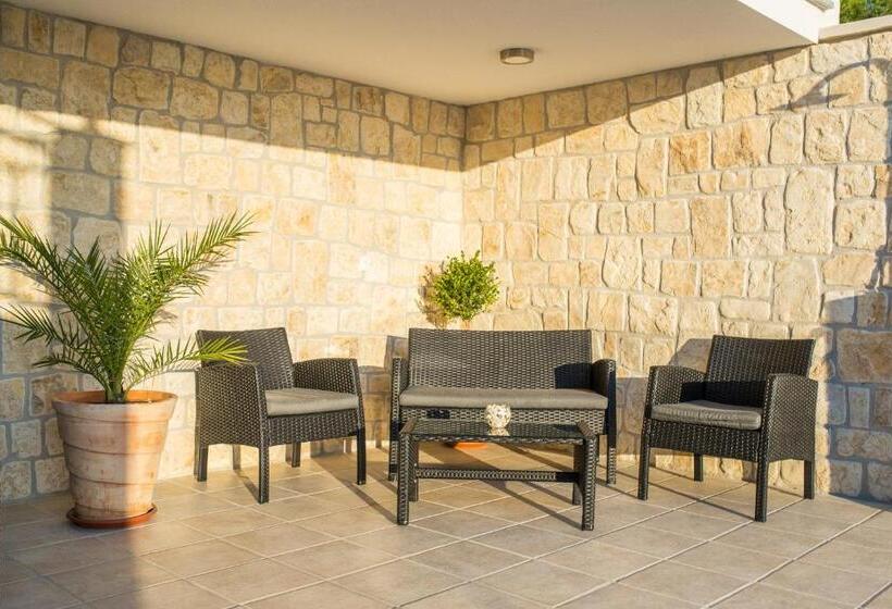 Студия Стандарт, Apartments Maša