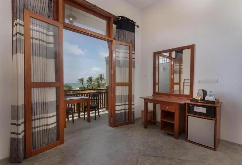 Family Room, Samaraana