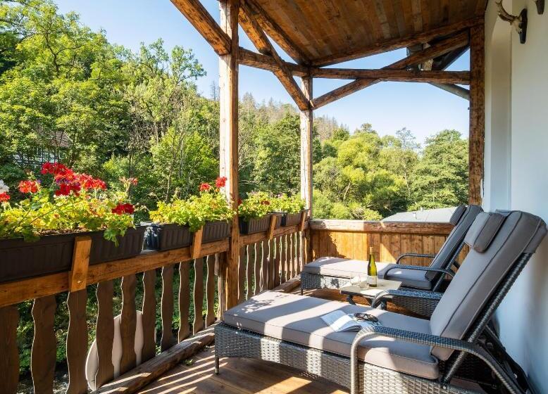 デラックスジュニアスイート, Bodetaler Basecamp Lodge   Bergsport  Und Naturerlebnis