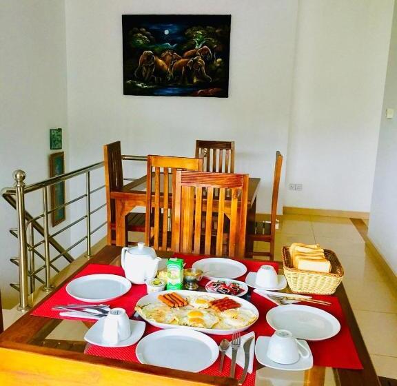 스탠다드 트리플 룸, Empire Valley