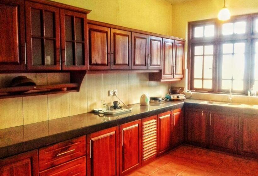 침실 1개 아파트, Empire Valley