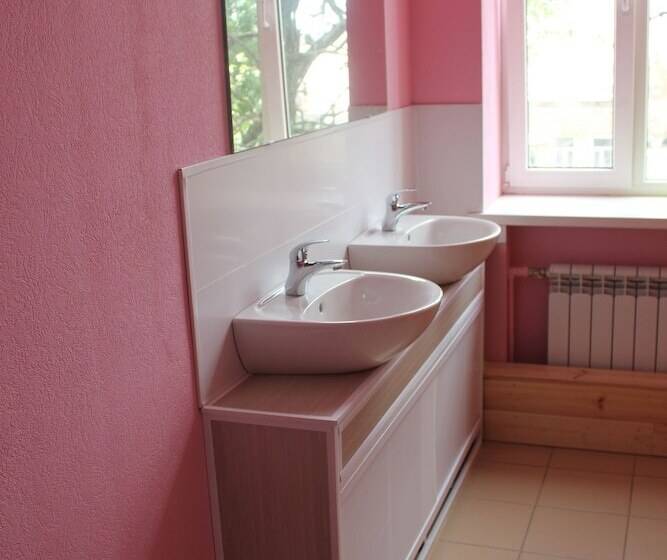 חדר משפחתי, Hostel Orange