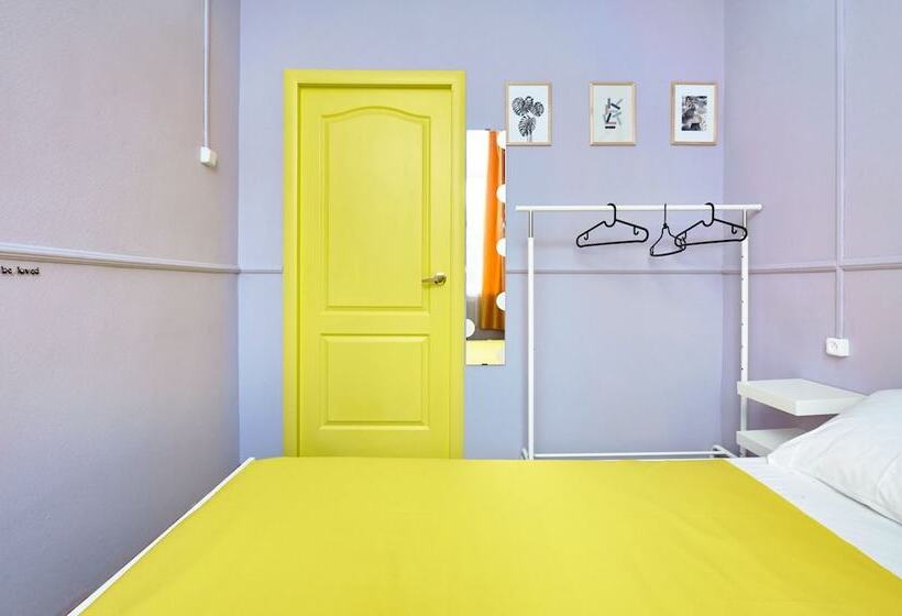 ファミリールーム, Hostel Orange